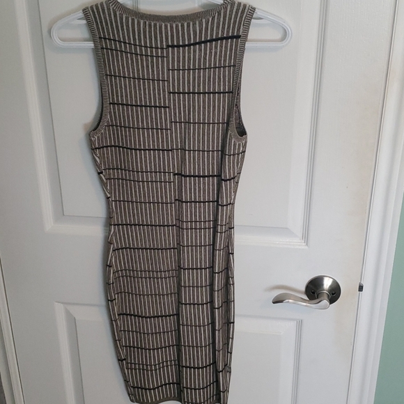 Guess dress - Picture 4 of 5